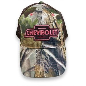 Chevrolet Realtree APG Womens Camo Pink Logo Cap Hat Adjustable Mesh Trucker